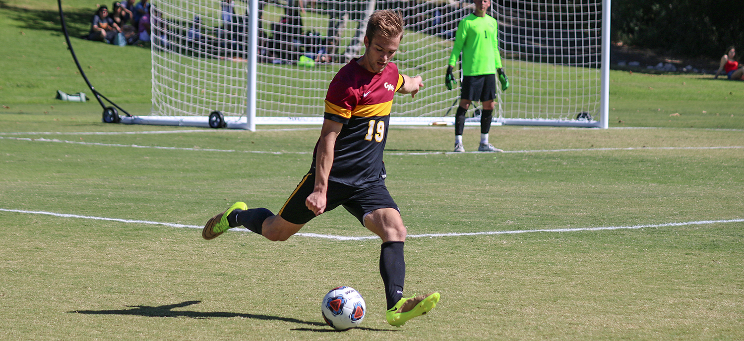 Panthers Top Stags in Midweek SCIAC Tilt