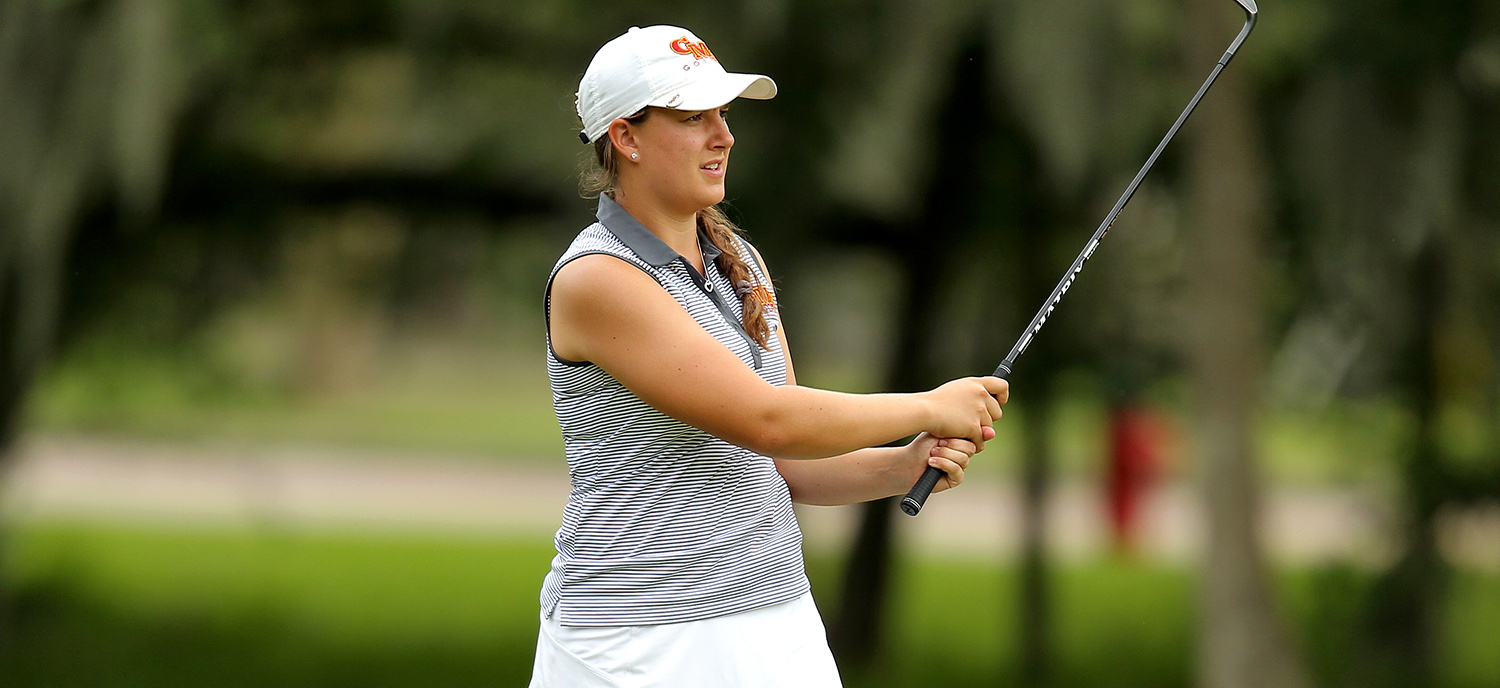 Kelly Ransom finished the Cal Lu Invitational in sixth place to help the Athenas win the tournament by 29 strokes.