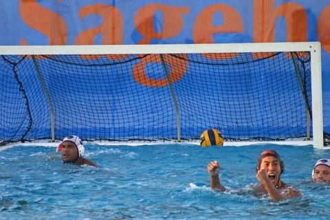 Stags Water Polo Withstands Late Sagehen Rally To Defeat Cross-Street Rivals