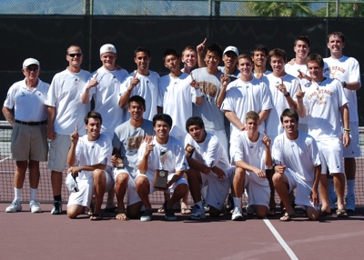 Men’s Tennis Wins 4th Straight Conference Title