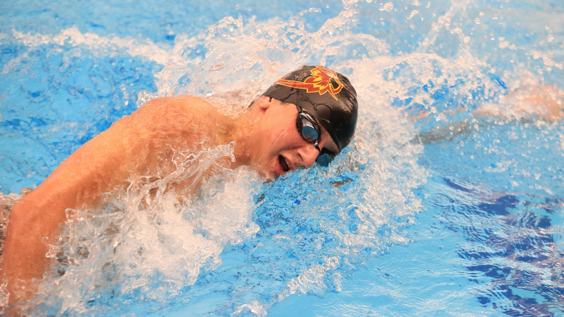 Lucas Lang finished 11th with a 4;26.24 in the 500 (photo by Carlos Morales)
