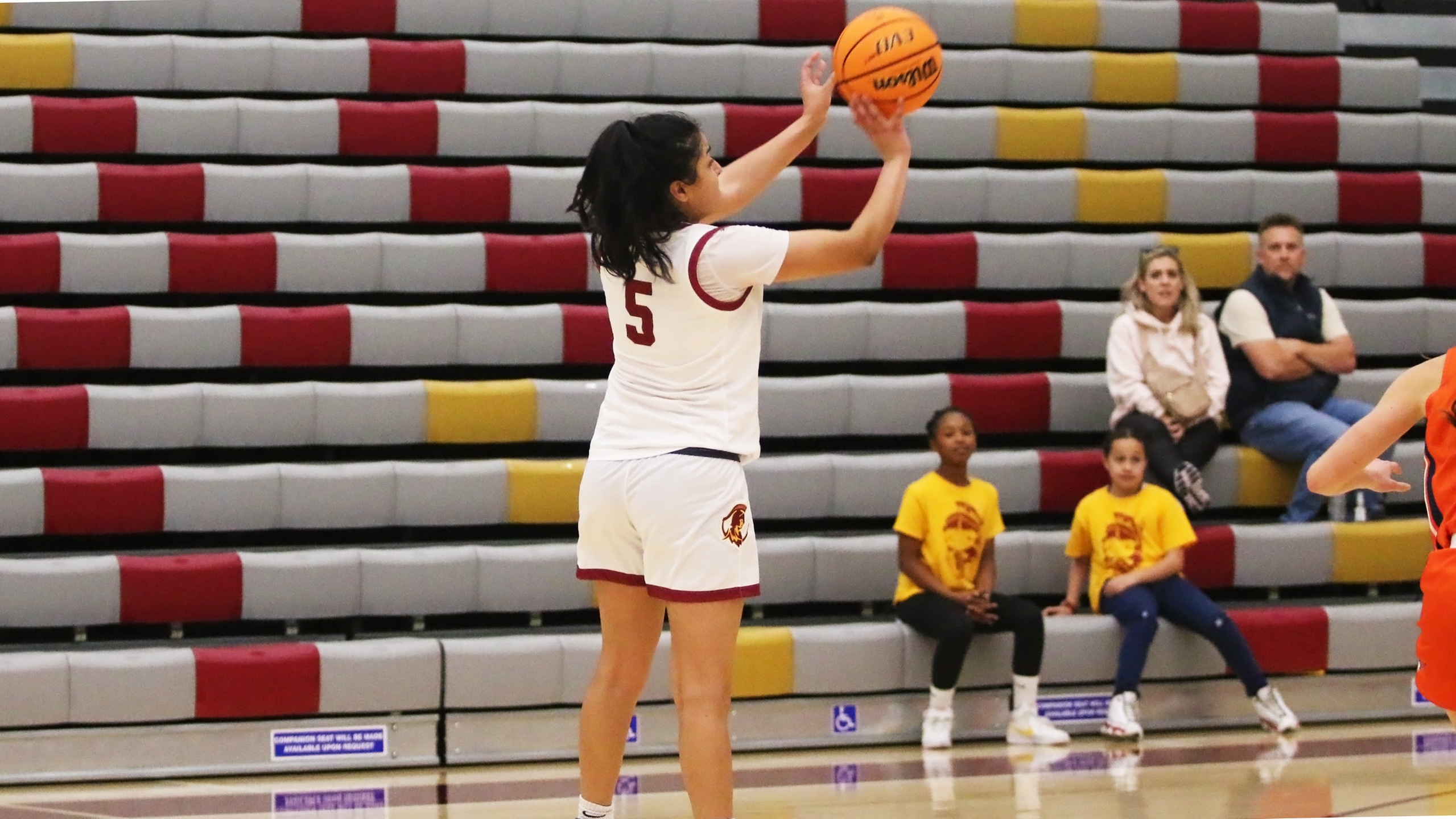 Tanya Ghai (18 points) pulls up for the game-winner