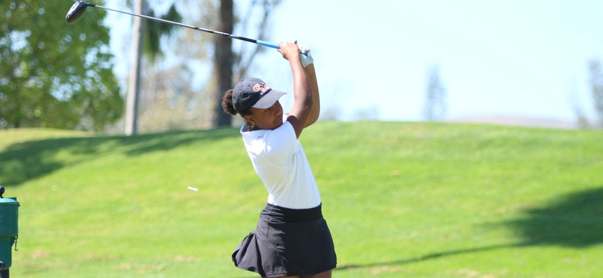 Women's Golf Stands in Fourth Place after First Day of Embry-Riddle Invitational