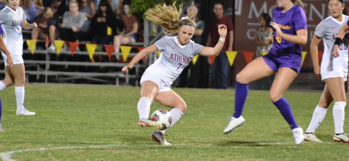 Rhiann Holman's penalty kick was the difference in a 1-0 win over Cal Lutheran (photo by Tessa Guerra)