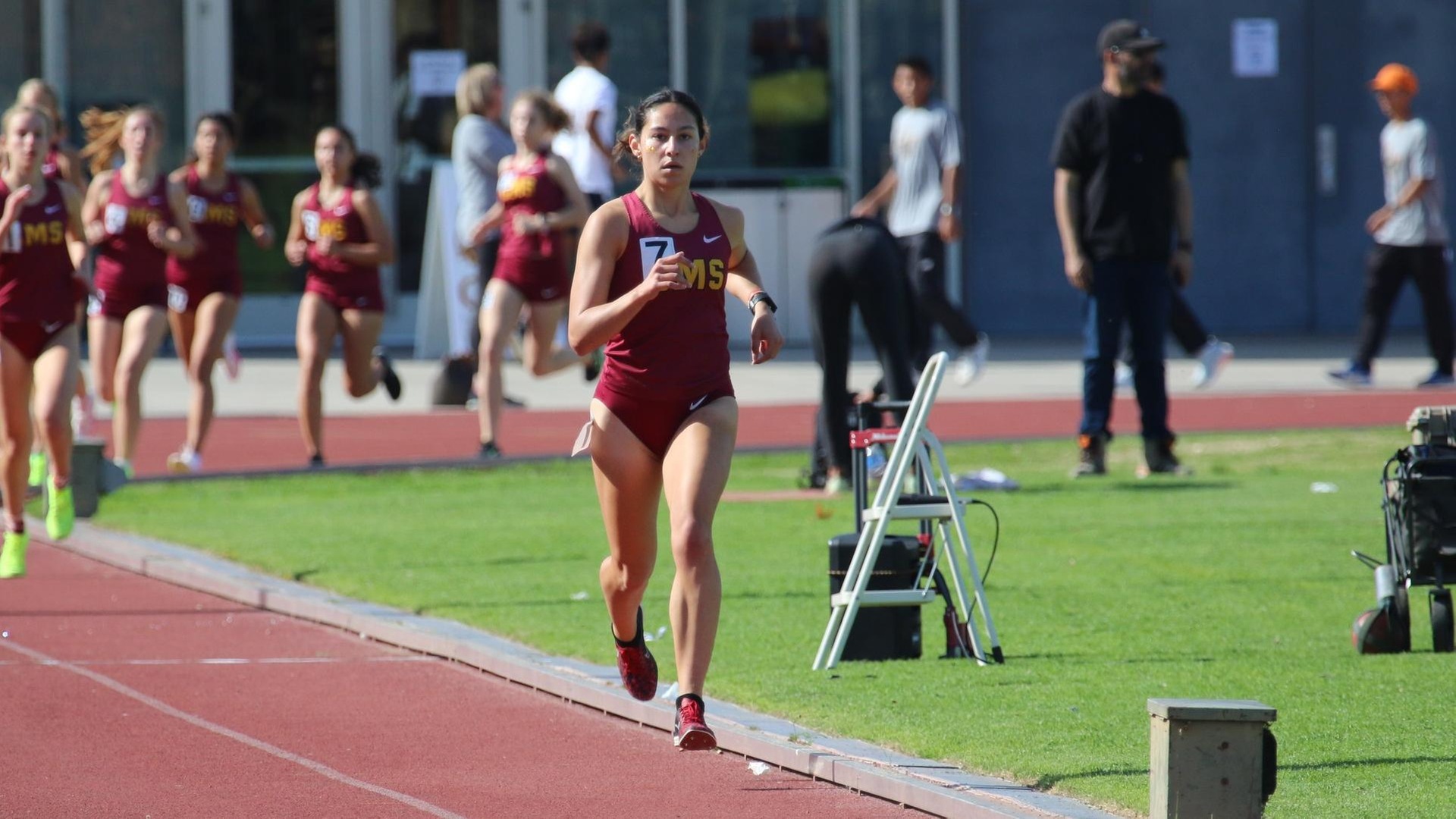 Natalie Bitetti ran the fastest 3K in CMS history by two-tenths of a second