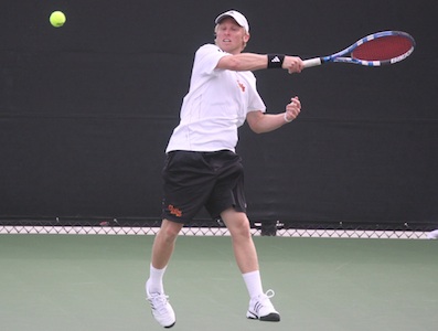 Men's Tennis Moves to 5-0 With Doubleheader Win