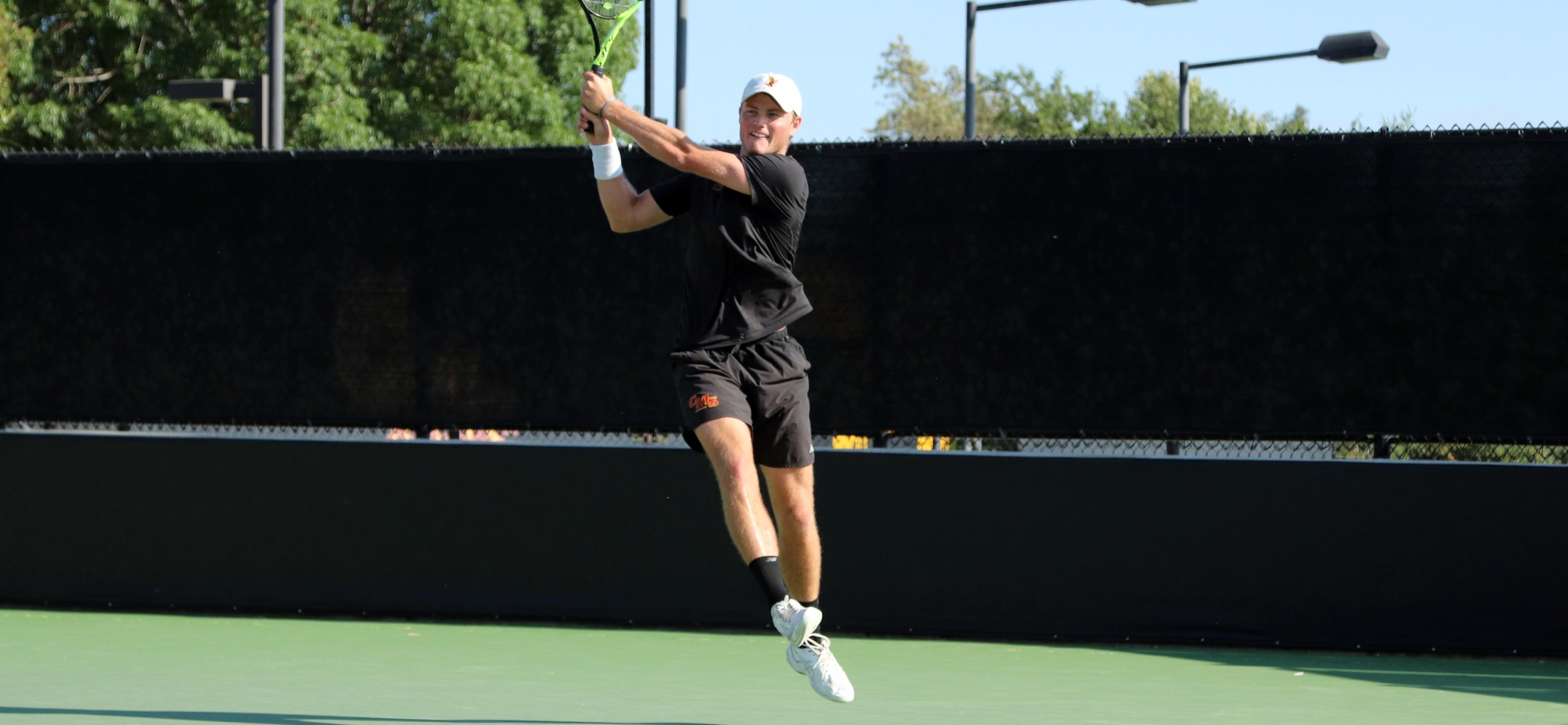 Sophomore Casey Morris (CMC) won singles matches against Cal Lutheran and UC Riverside on Saturday.