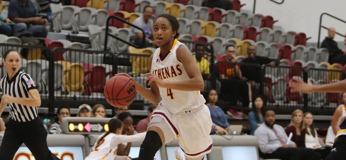 Gloria Bates Named SCIAC Defensive Player of the Week for Second Time
