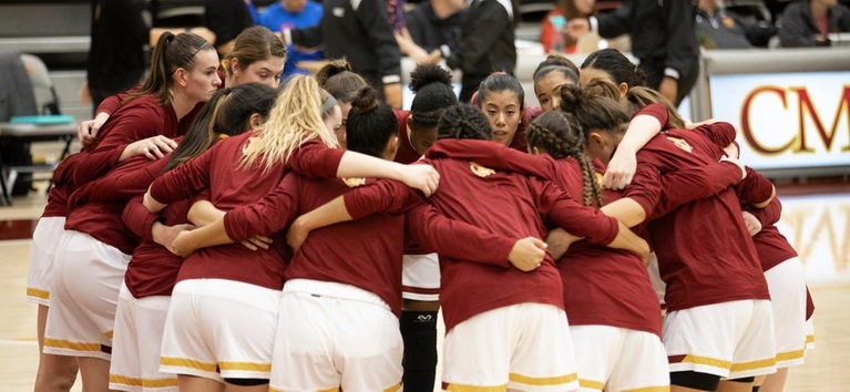 Thumbnail photo for the Women's Basketball Photo Albums gallery