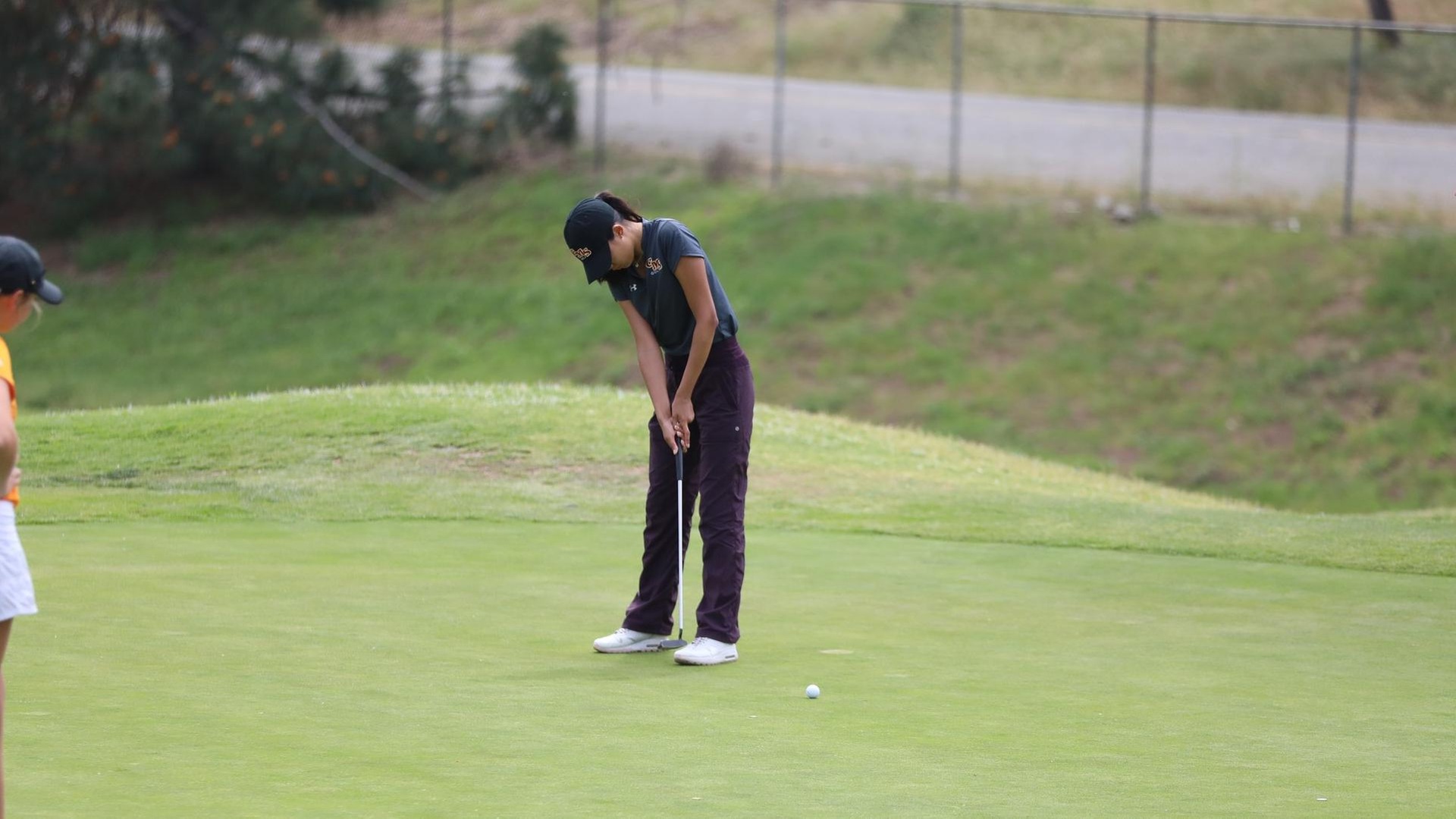 Grace Lu won SCIAC No. 2 by two strokes (photo by Aaron Gray)
