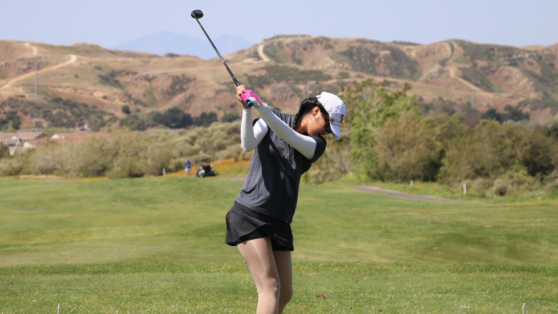 Tiffany Hu tied for team-high honors at +3