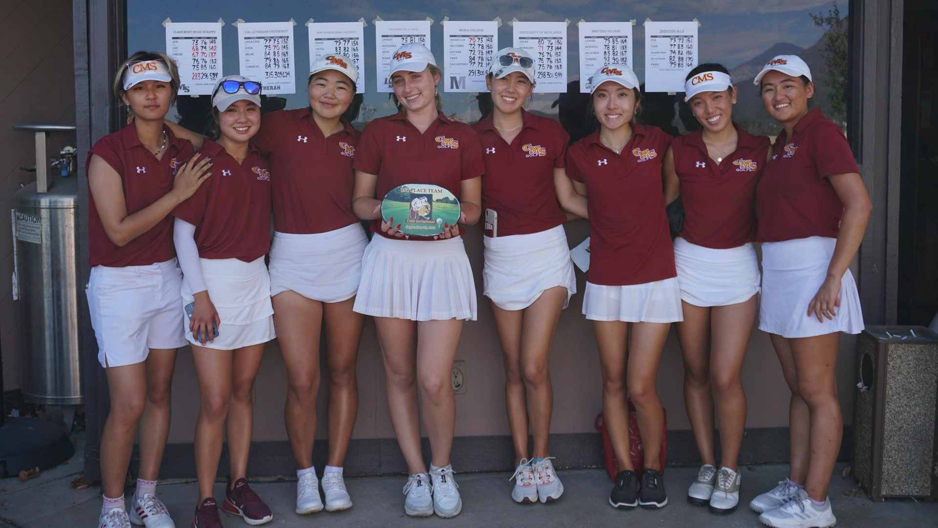 The Athenas earned first place by 12 strokes (photo by Keilee Bessho)