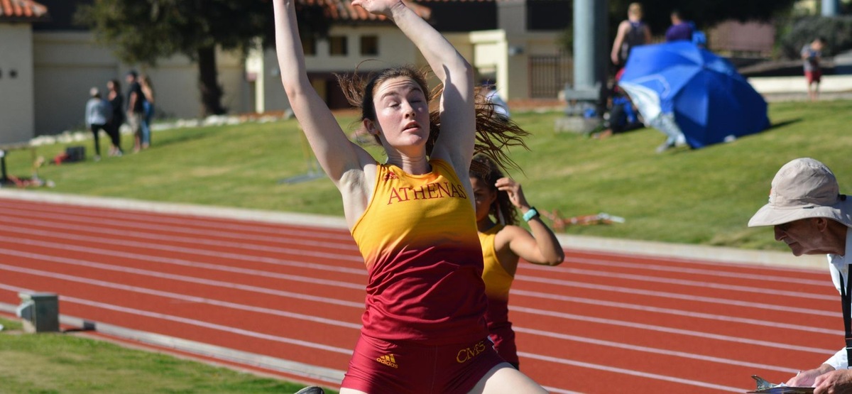 Amanda Mell was fourth in the triple jump on Saturday