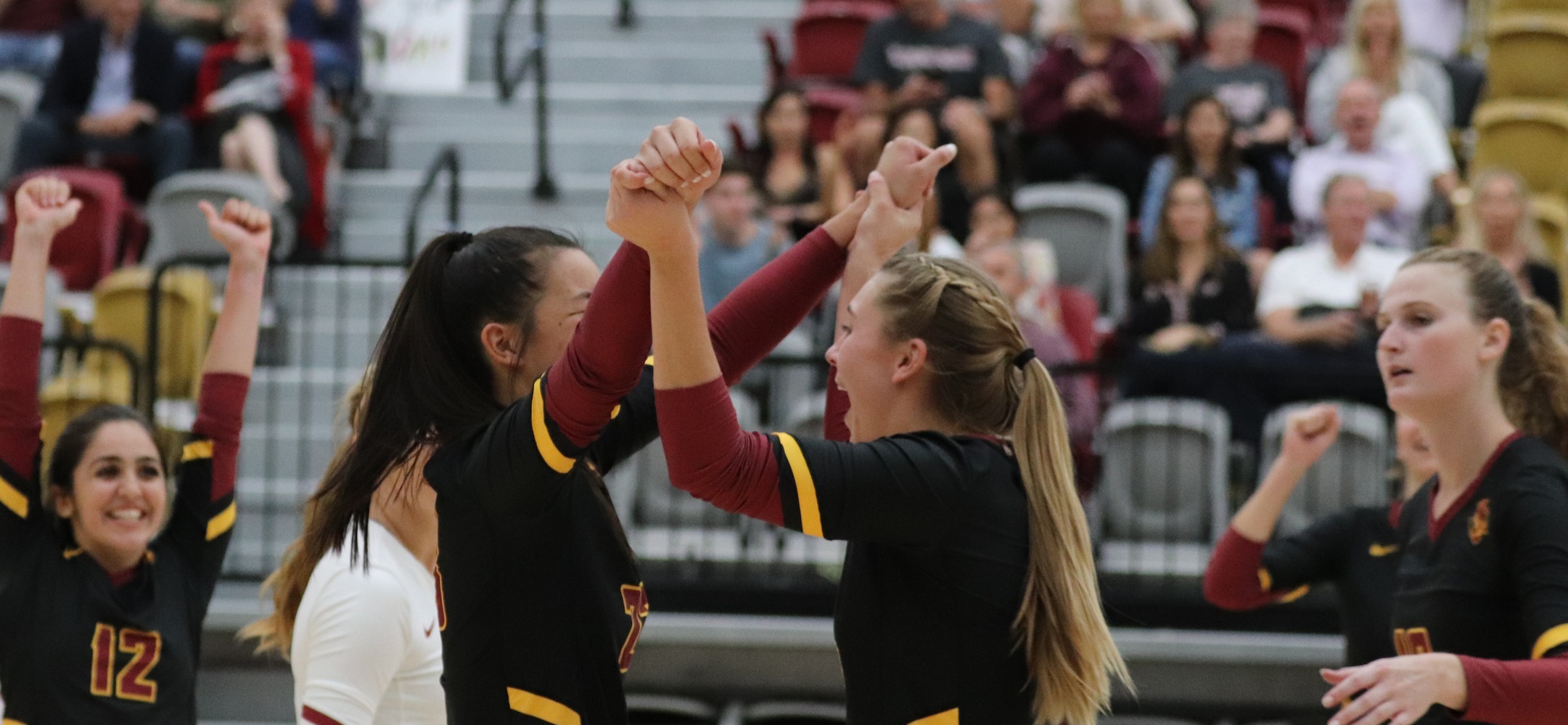 CMS Volleyball Hosts La Verne Thursday Night for SCIAC Semifinal Round