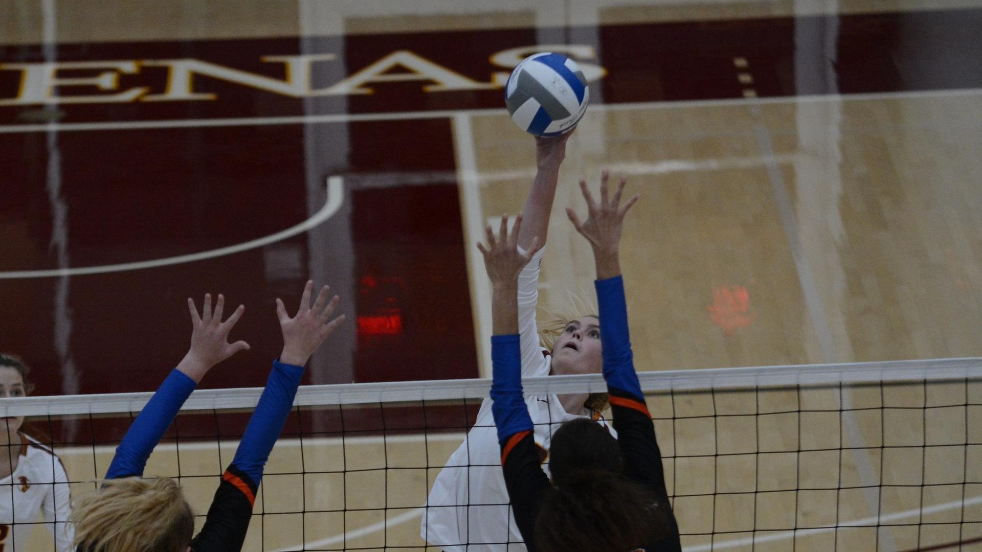 Kelsey Polhemus had 18 blocks on the day, including 11 against Hope