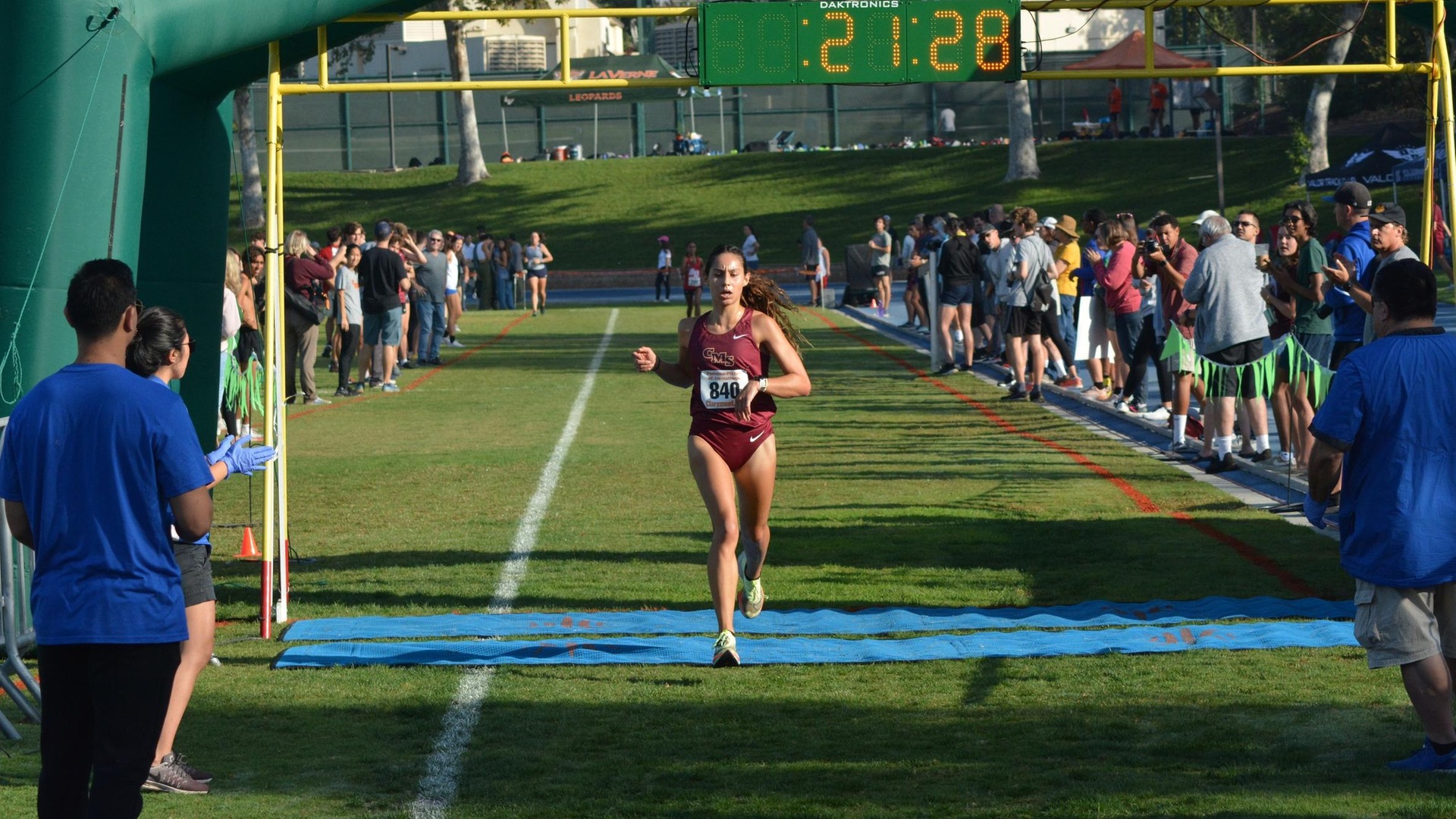 Natalie Bitetti crosses the line with the individual title by 13 seconds